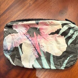 Aloha Collection Print Zipper Pouch